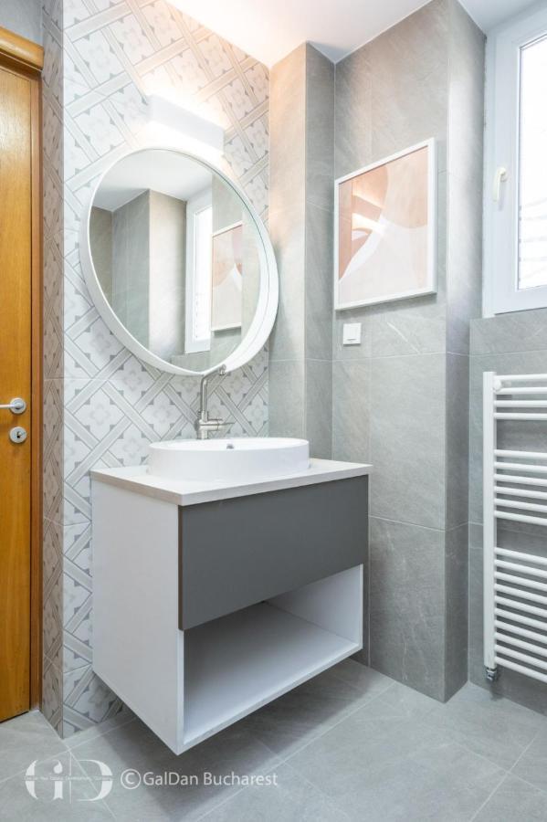Old Town Bucharest, Lovely 2 Bedrooms Apartment ภายนอก รูปภาพ